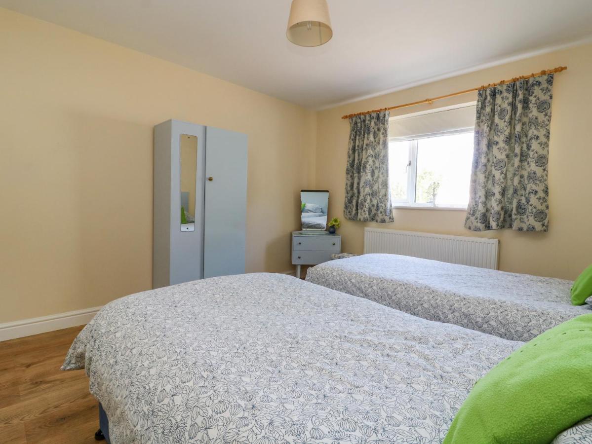 Holiday home 1 Pines Farm *